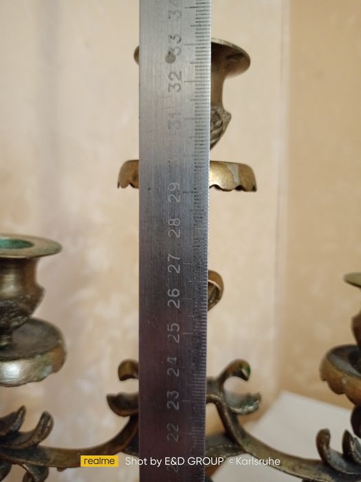 Подсвечники. Бронза. Китайский сервис . Фарфор.На случай блекаута.