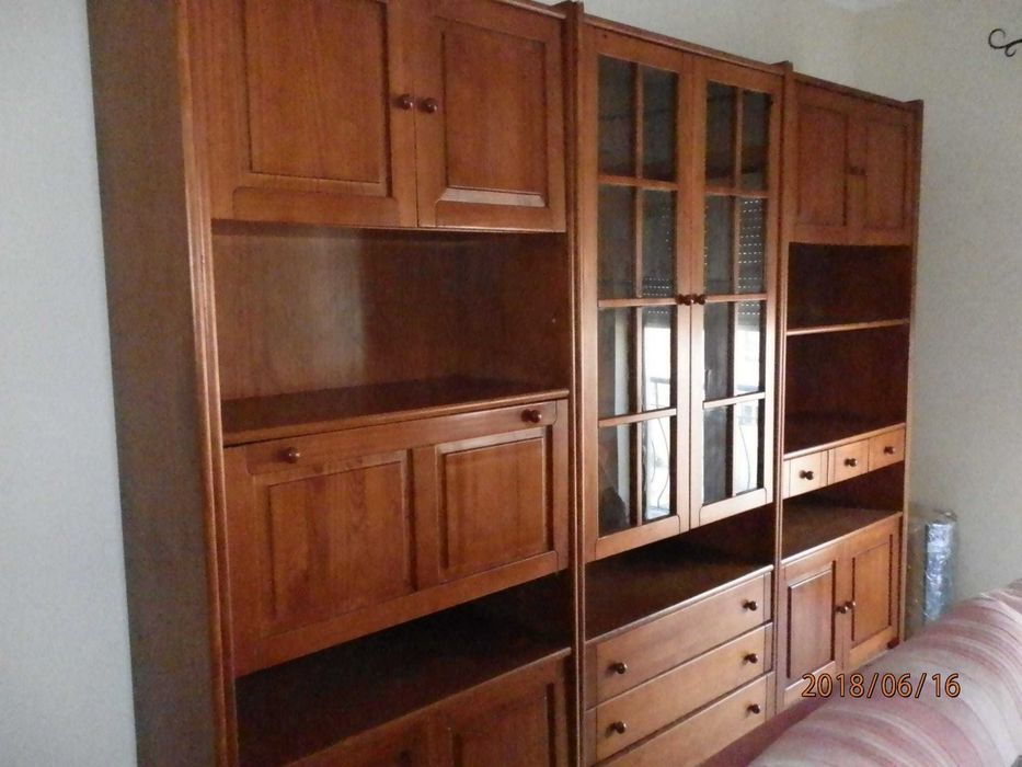 Estante para sala de jantar
