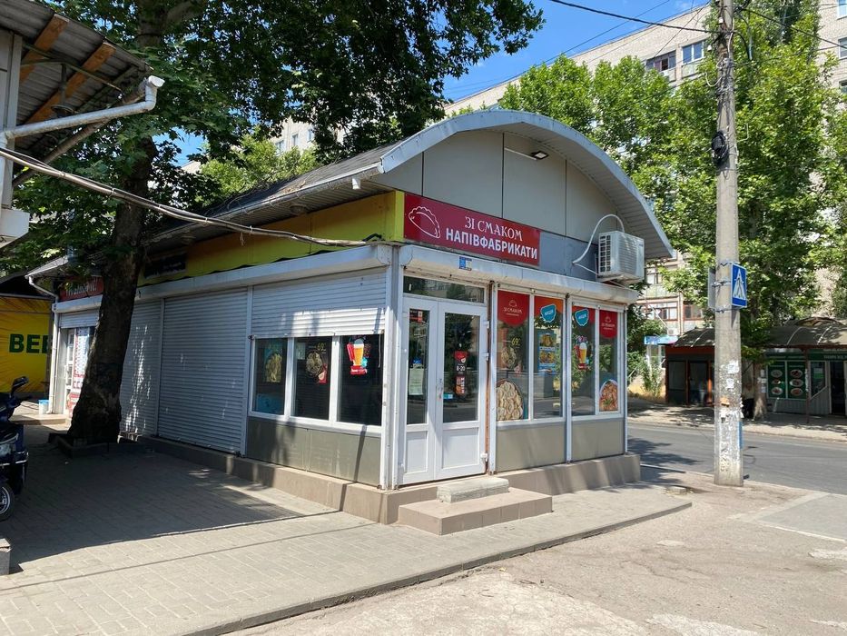 Фасадное помещение р-н Лески конечная 75-го маршрута 50м 25000грн