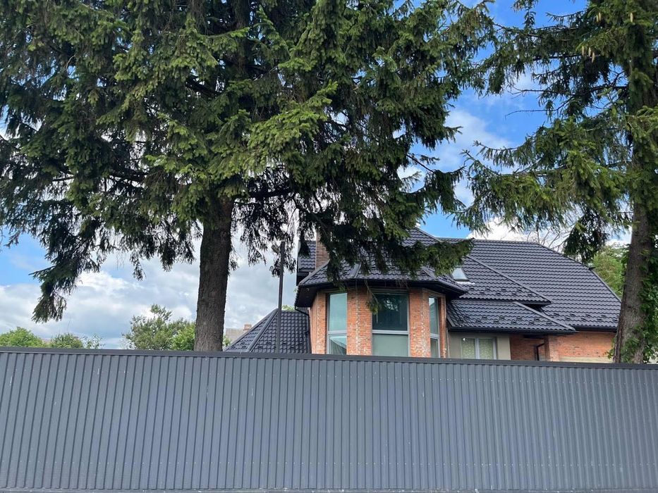 Затишний будинок