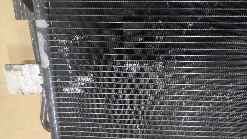 Радіатор кондиціонера Audi Q5 Б/у оригінал герметичний80А 816 411