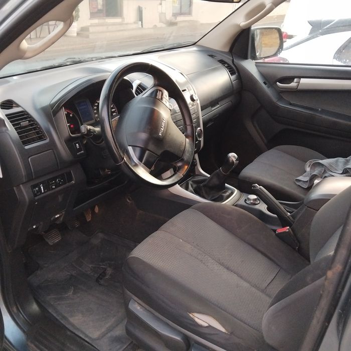 Izusu d max 3lugares