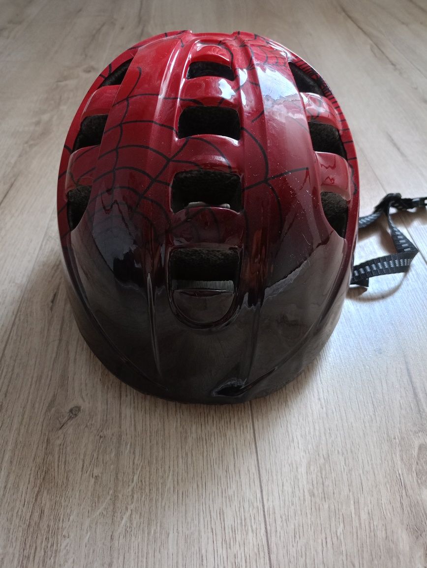 Kask rowerowy regulowany