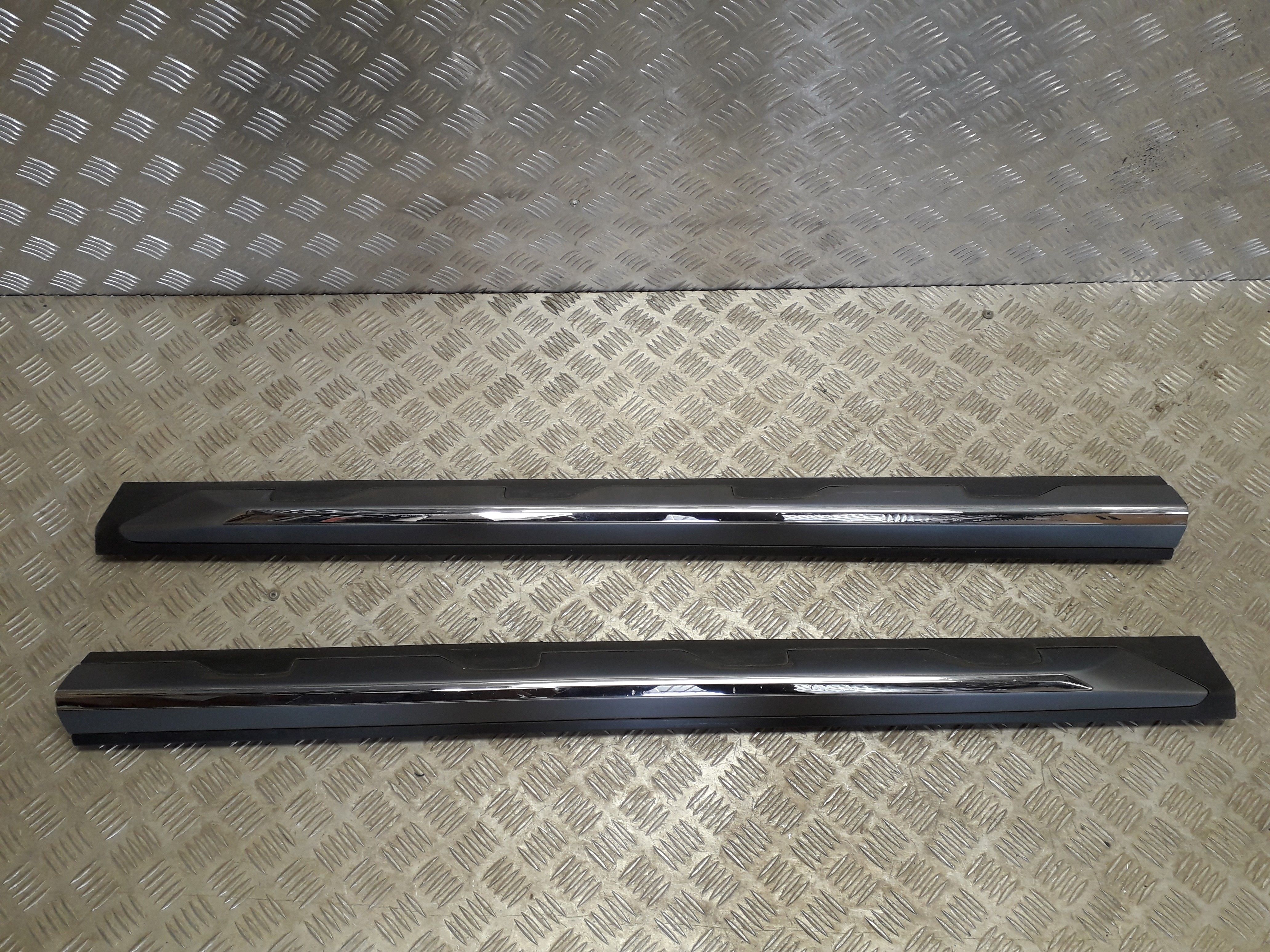 Bmw x3 g01 x4 g02  x-line listwa drzwi przód  p,l