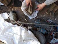 Склоочисник і тяги газ 21 / стеклоочиститель