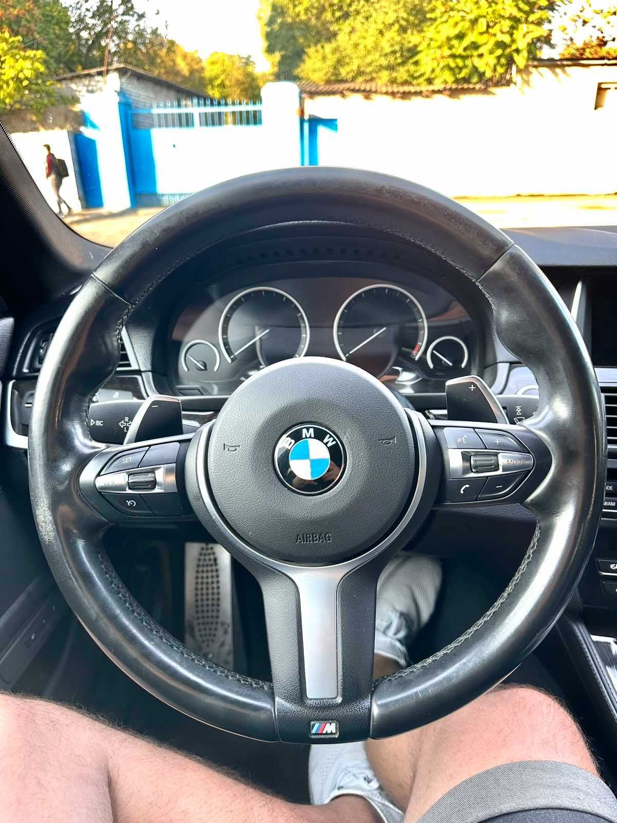 У продажу BMW F10 535 / Рестайлинг / 2015 рік / М-пакет