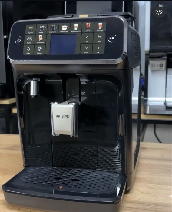 Продаж кавомашин  Phililips 5500