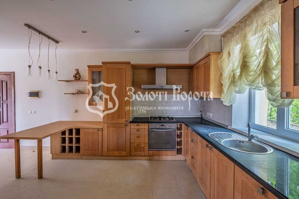 Будинок, 3 пов. 17 соток. Євроремонт. Гавронщина, Бучанський район