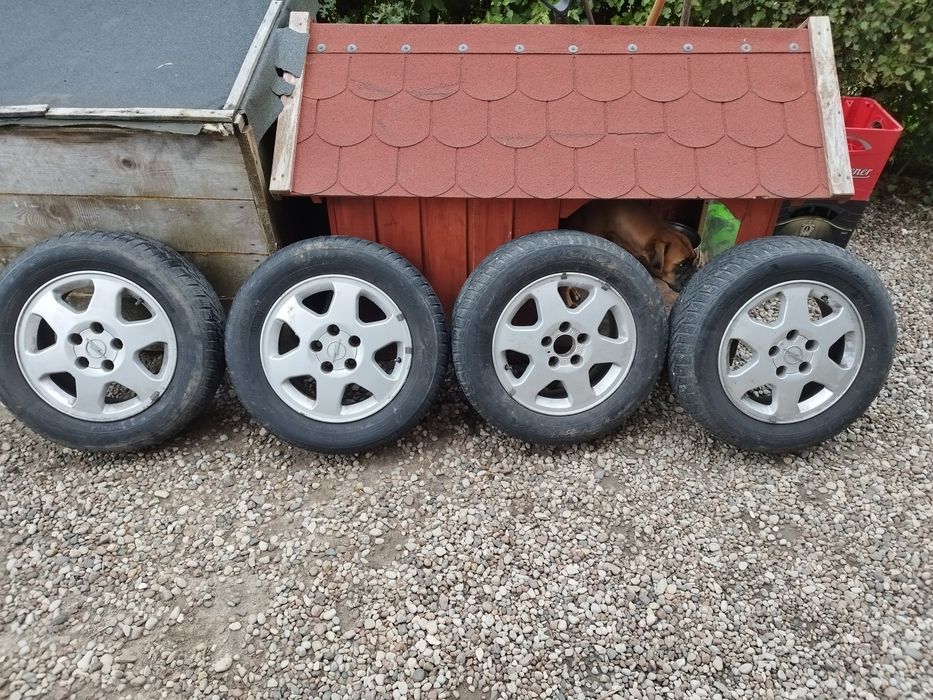 Koła Opel Zafira astra zima.