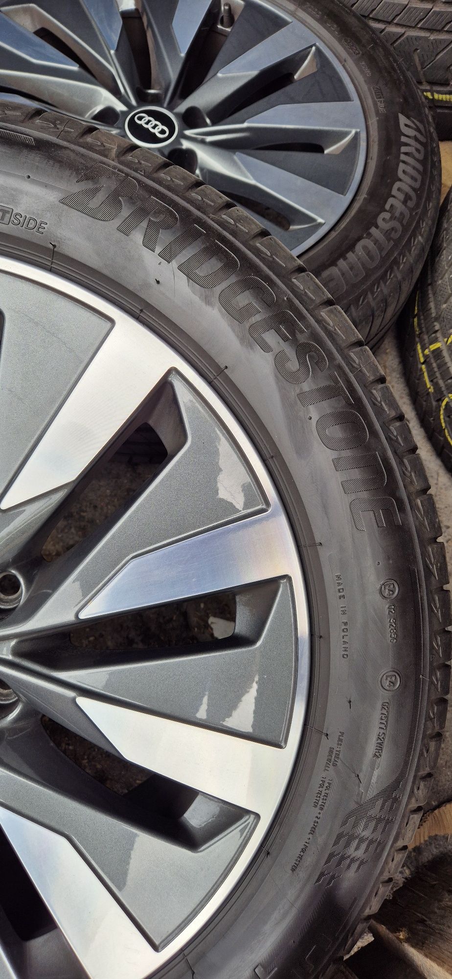 Kpl.alu i felg do Audi A6 18cali oryginalne