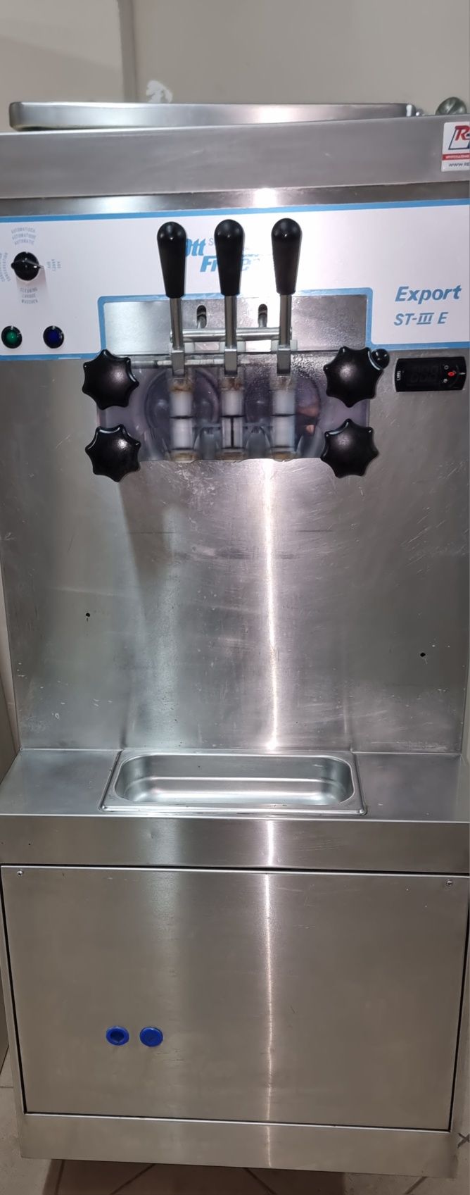Maszyna  Automat  do lodów  włoskich