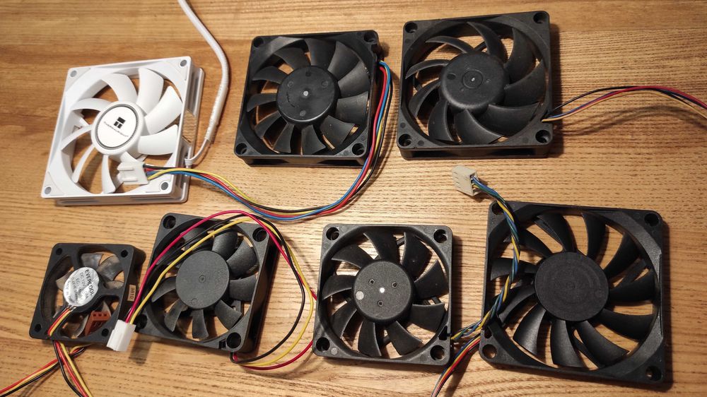 Кулер вентилятор пропеллер для ЦПУ та корпусу ПК тонкі