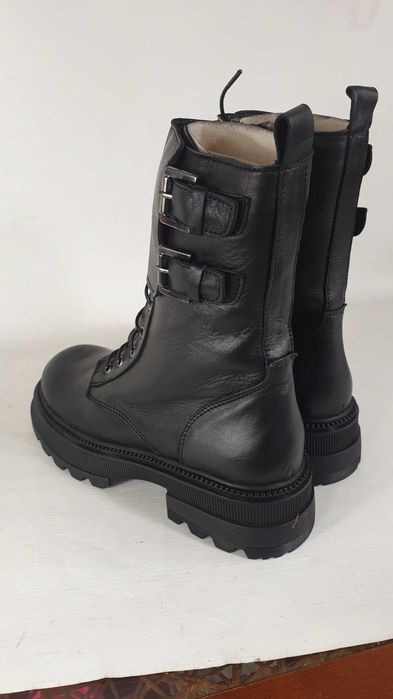 INUOVO SKÓRZANE nowe czarne  botki  39