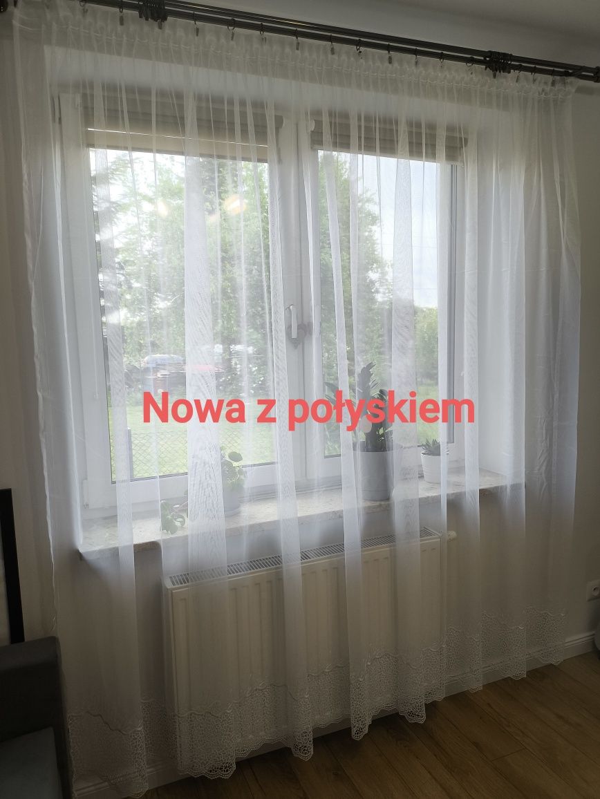 Śliczna Nowa firanka z połyskiem 4m/2,27m.