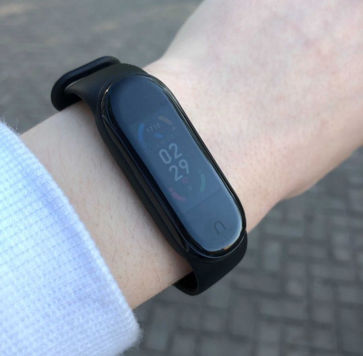 Фітнес-браслет fitpro m6