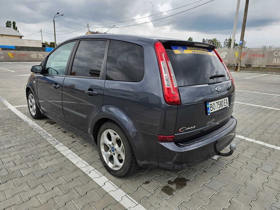 Продається автомобіль Ford C-MAX від власника.