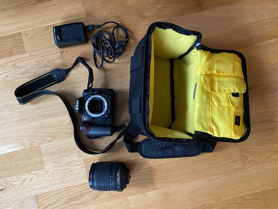 Nikon D90+obiektyw Nikkor 18–105mm+zasilacz/torba +dodatki [JAK NOWY]