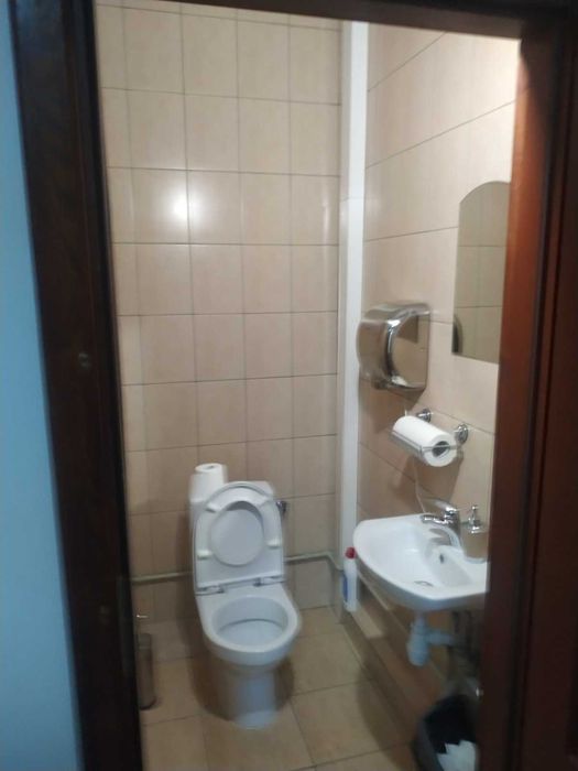 Оренда офісного приміщення по вул. Джерельна центр