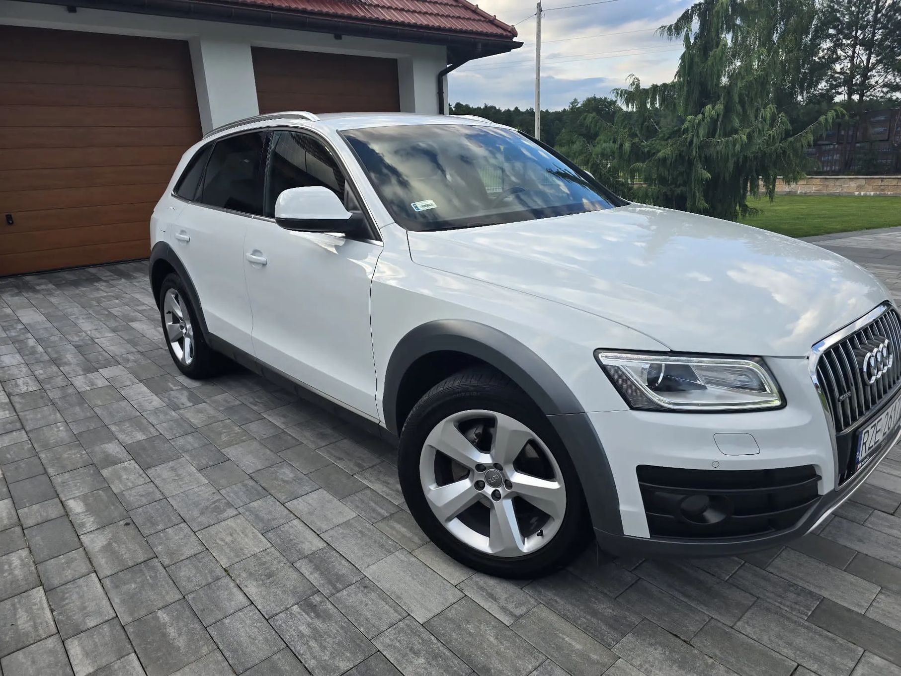 Audi Q5 Audi Q5 S-tronic Pierwszy Własciciel