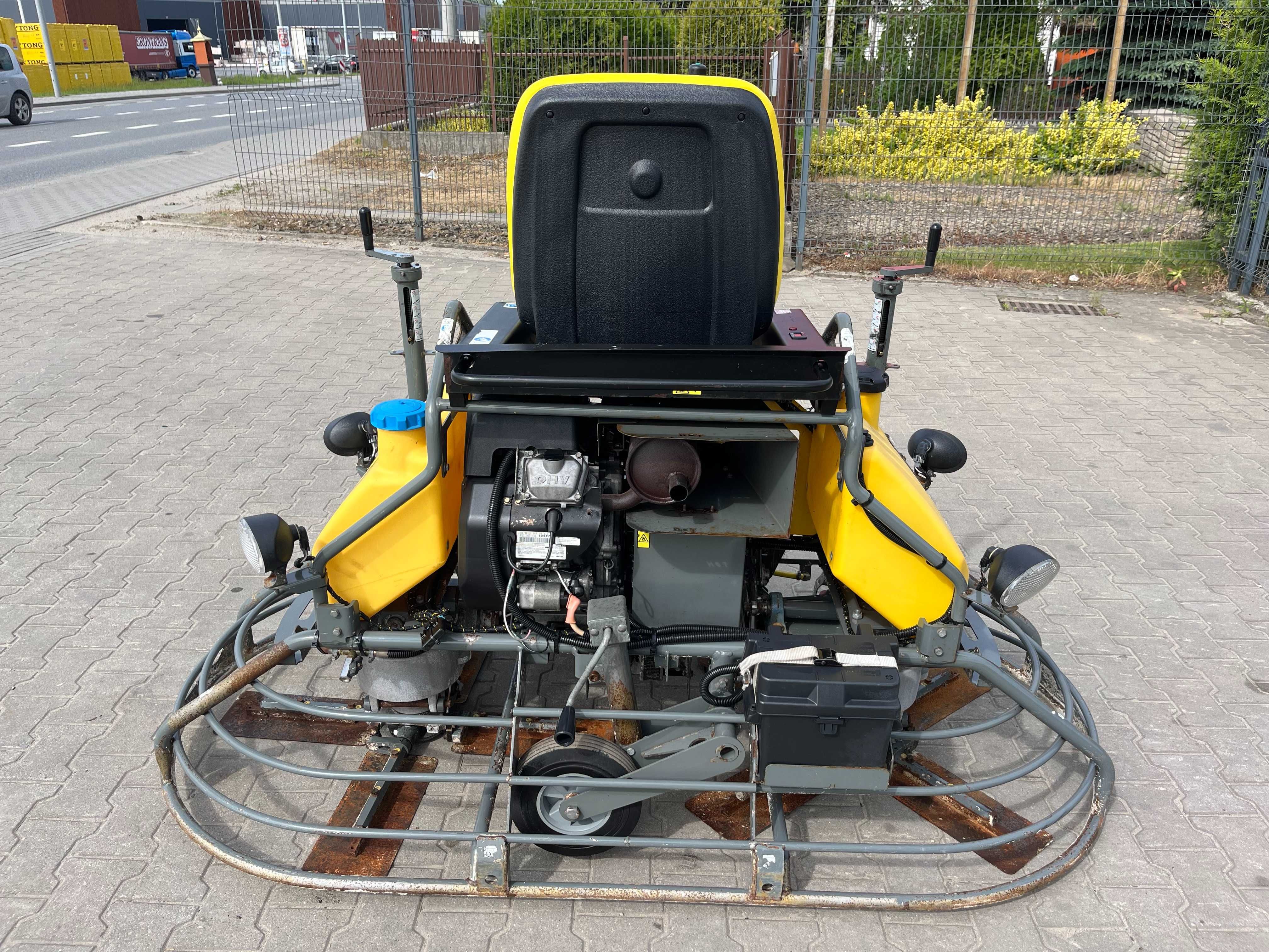 Zacieraczka samojezdna Wacker Neuson CRT 36-25, śr. zacierania 2x915mm