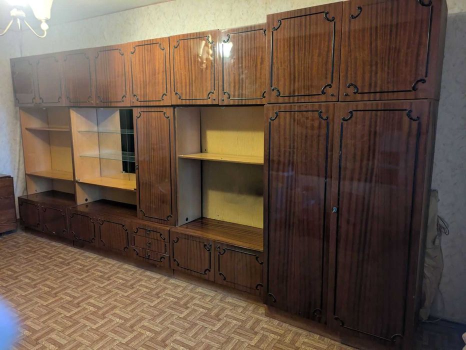 Меблі безкоштовно