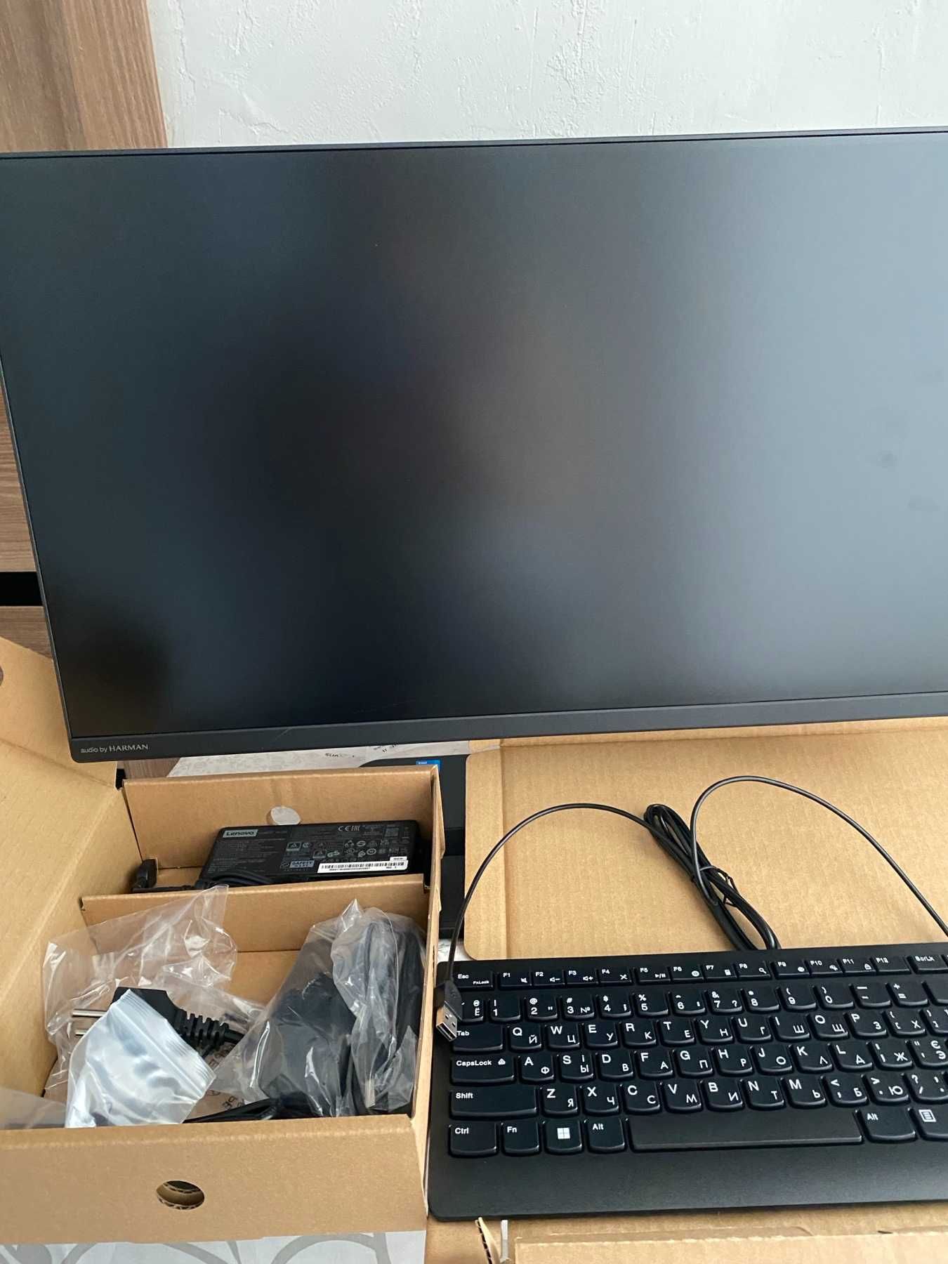 Моноблок 24" LENOVO IdeaCentre AIO 3 24IAP7