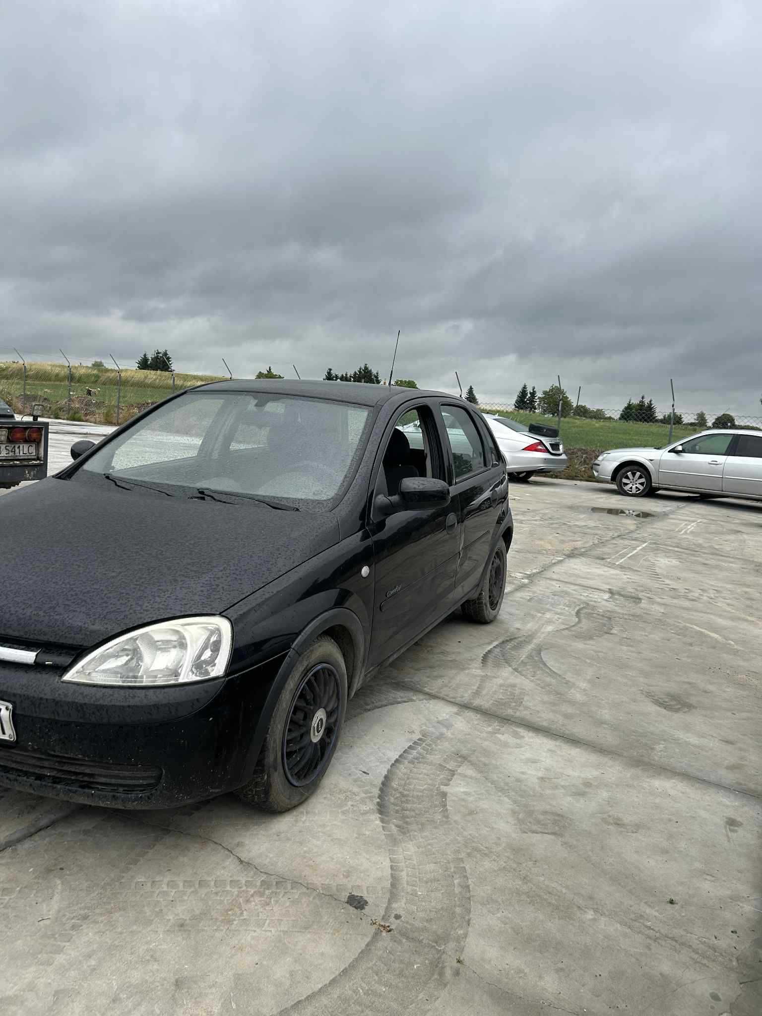 2003 Opel corsa C 1.7 Dti Z20R/ Na części