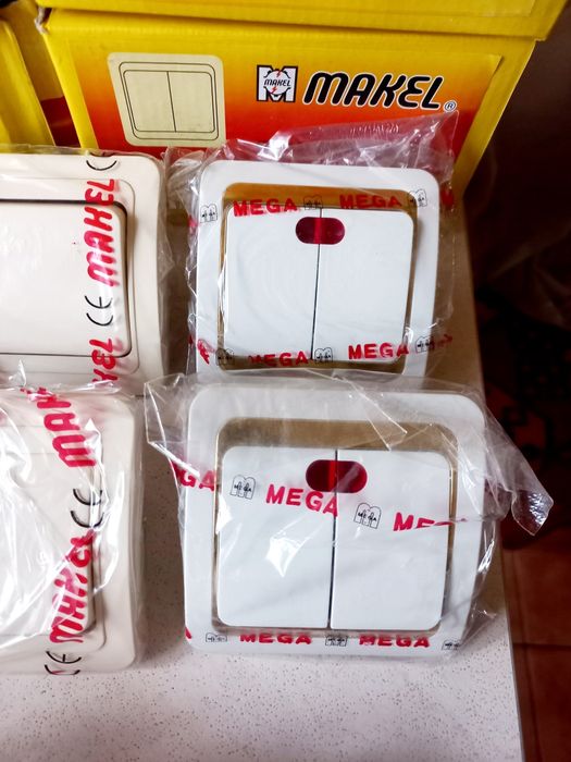 Выключатели , розетки,двойные,и одинарные, Турция, Makel, керамика