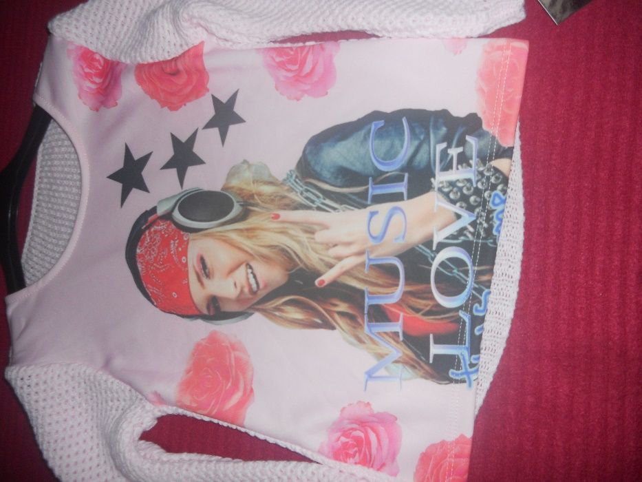 camisolas de lã e mousse novas. Tamanhos 02 aos 14 anos.