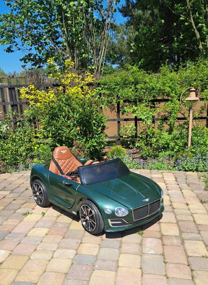 Samochód na akumulator Bentley exp 12