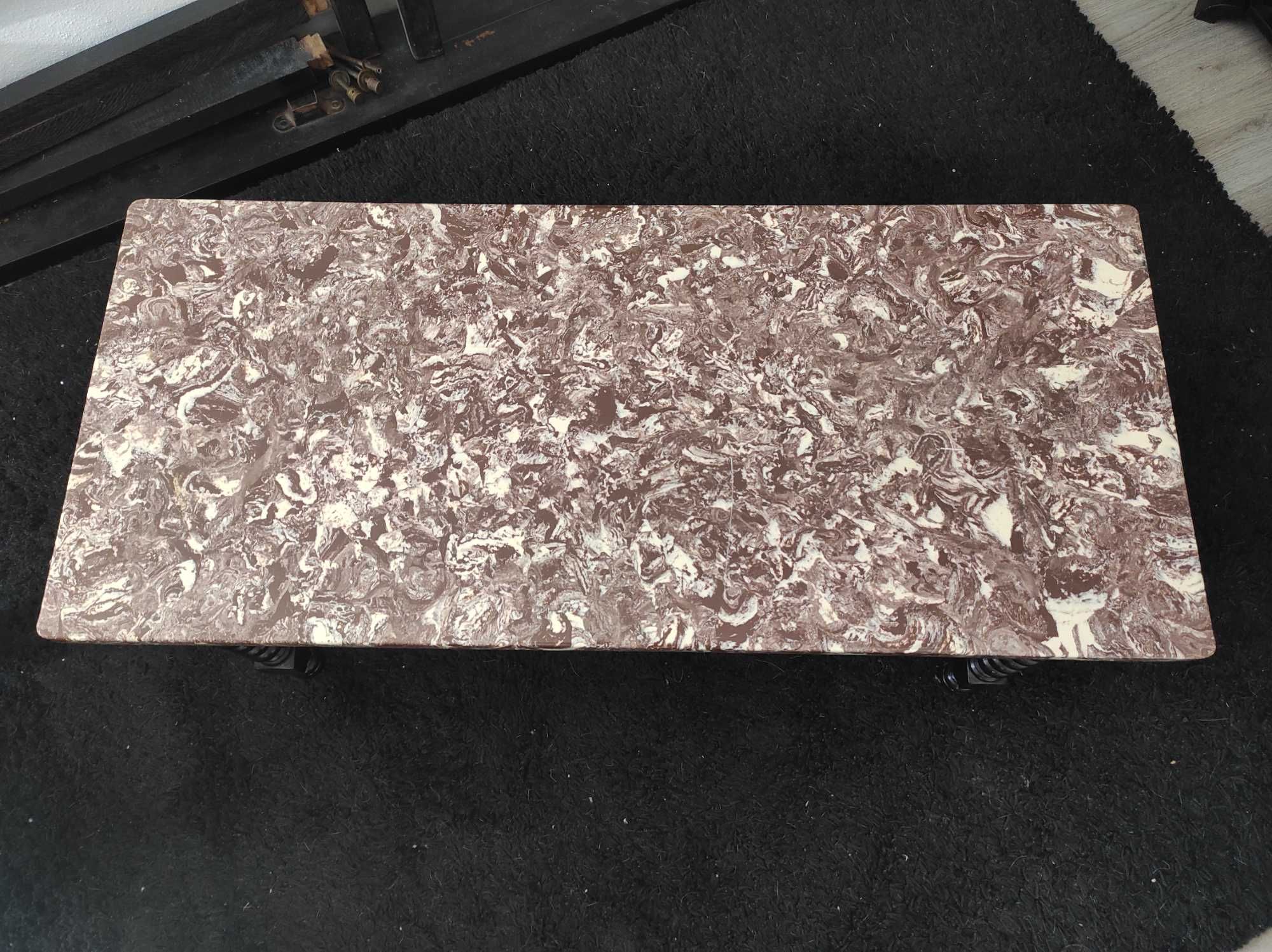 Mesa antiga de sala
