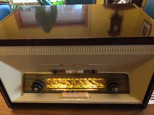 Rádio Gira Discos Vintage RADIOLA Phono Stereo