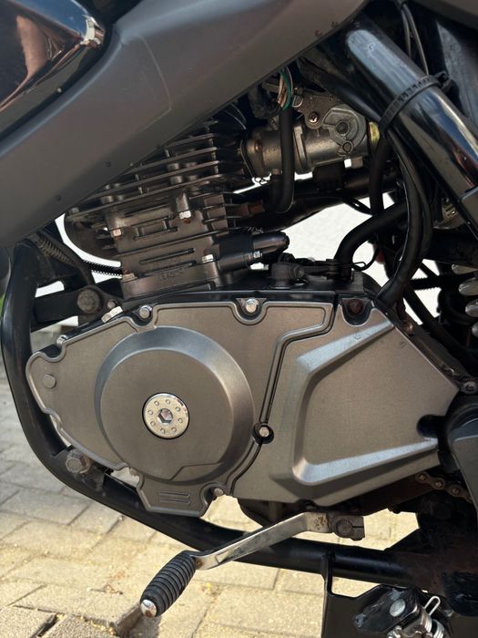Motocykl 125 supermoto ksr tw