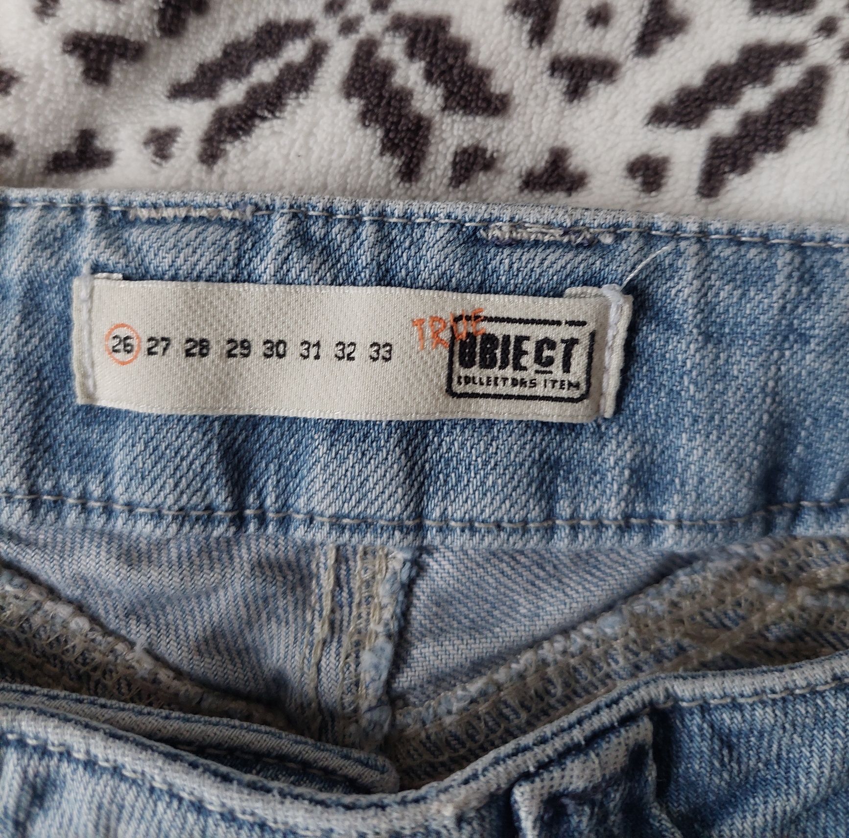 Spodnie jeans biodrowki Object