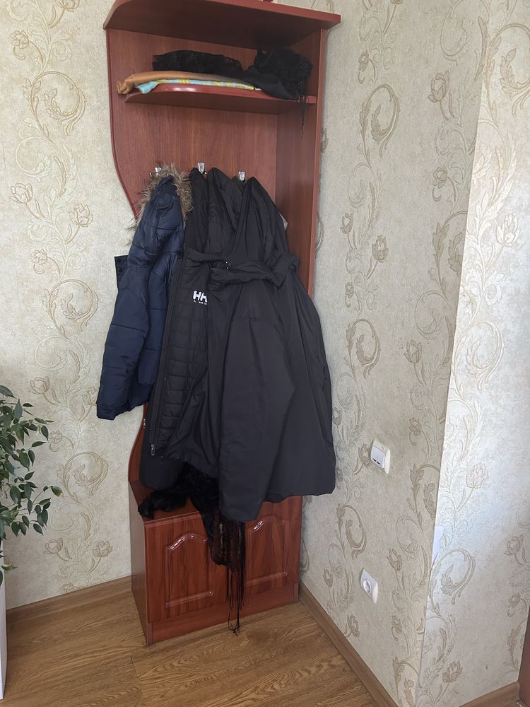 Прихожа шафа вішак