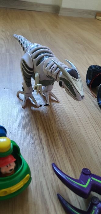 Пакет іграшок машини д/у, Nerf, динозаври