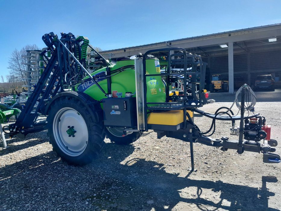 Opryskiwacz Bruno X 1500 l 15 m lance własna hydraulika  2000 l Tolmet