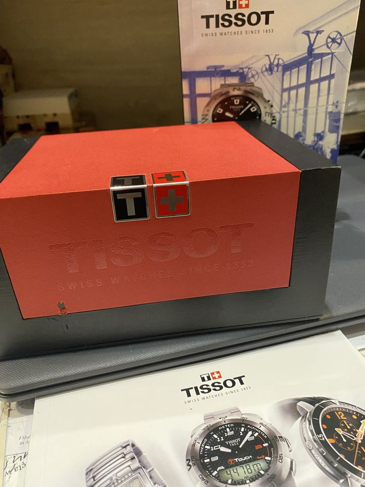 ZEGAREK  damski   firmy TISSOT