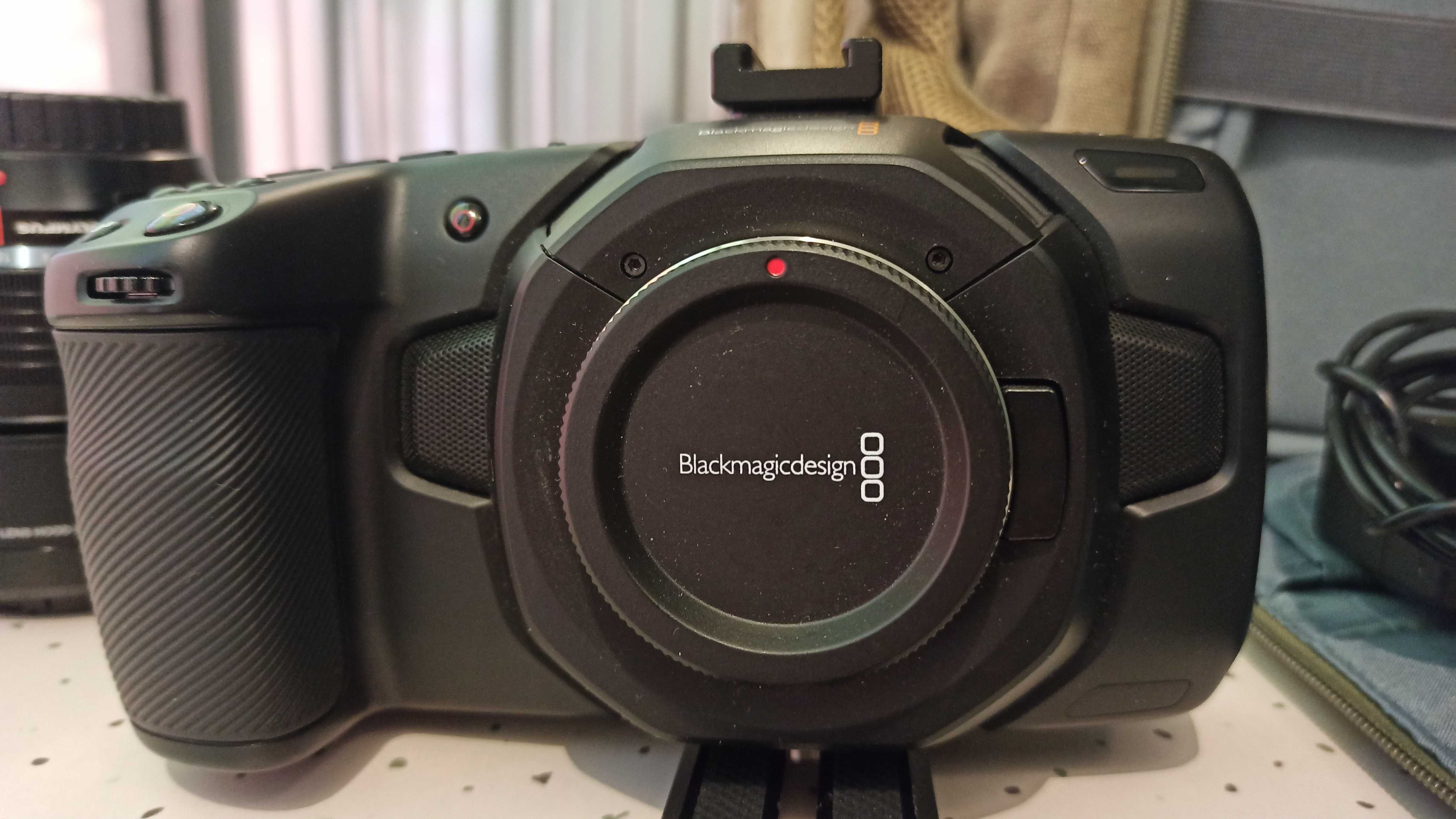 Blackmagic Pocket Cinema Camera 4K w wielofunkcyjnym zestawie, jak new