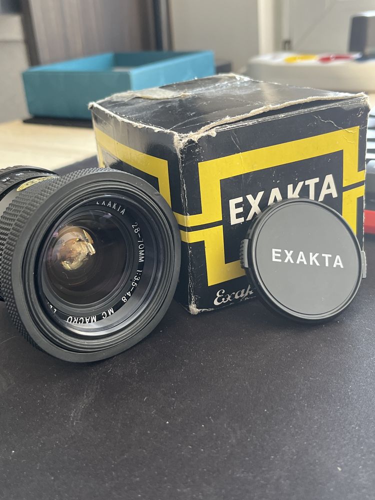 Exakta 28–70 mm f/3.5–4.8 MC Macro