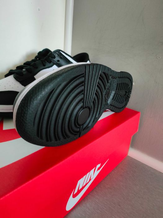 Buty Nike Dunk Low Panda Black White 36