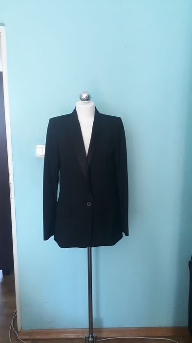 Zara Żakiet klasyczny ,taliowany z atłasowymi klapami roz.S