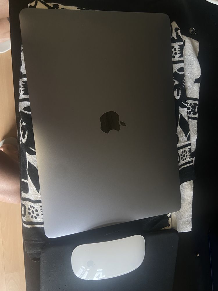 MacBook Pro 13” versão macOS 12.2