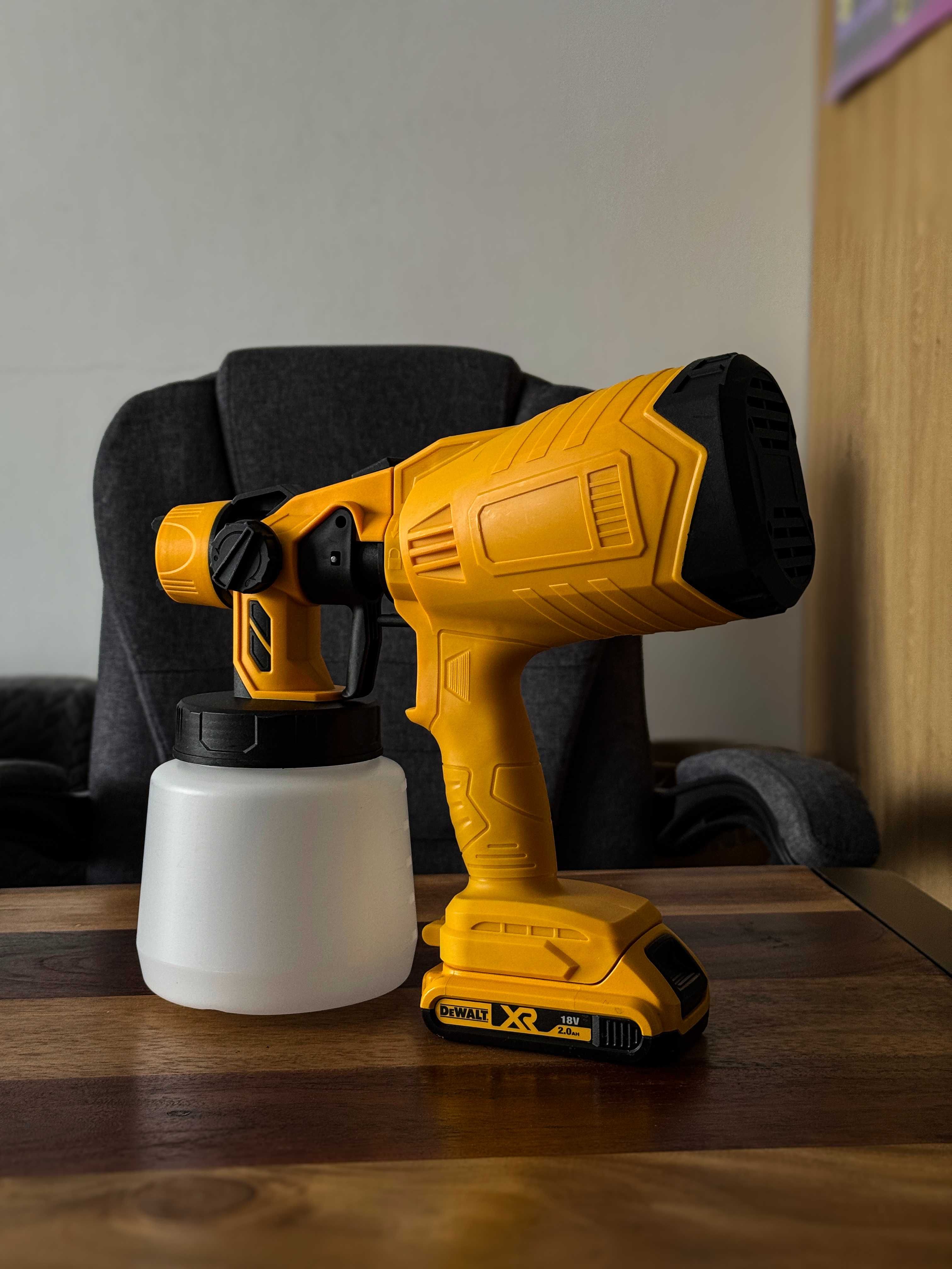 poręczny pistolet do malowania NOWY bezprzewodowy na baterie dewalt xr