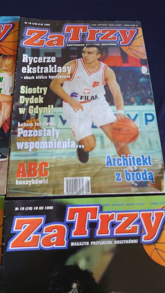 Za trzy Magazyn Przyjaciół koszykówki 1998 4 numery