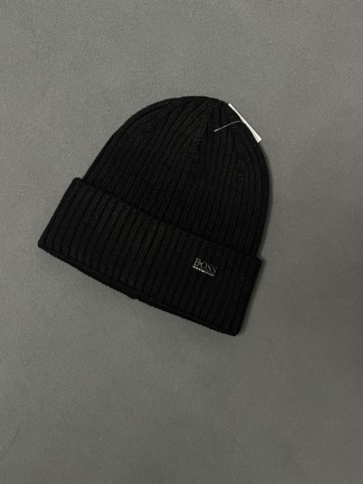 Шапка BOSS чорна зимова
