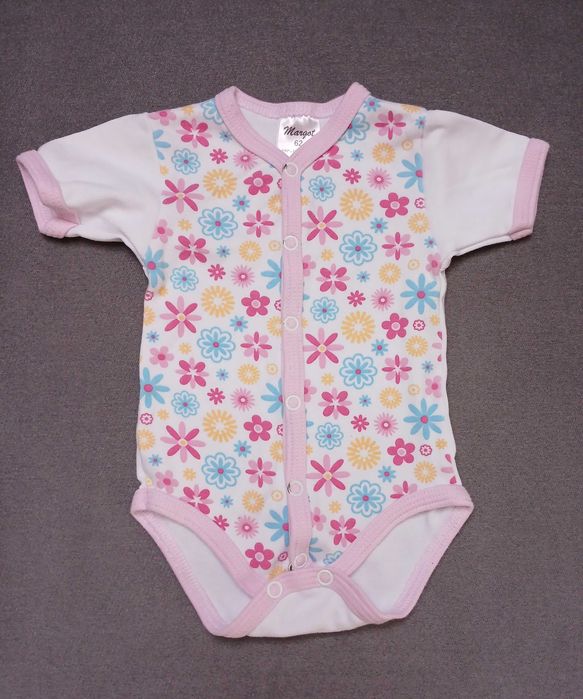 Zestaw ubranek dla dziewczynki 62