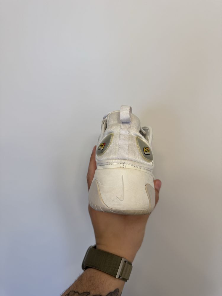Nike Męskie buty do biegania Zoom 2K EU42,5 27cm Zm Air