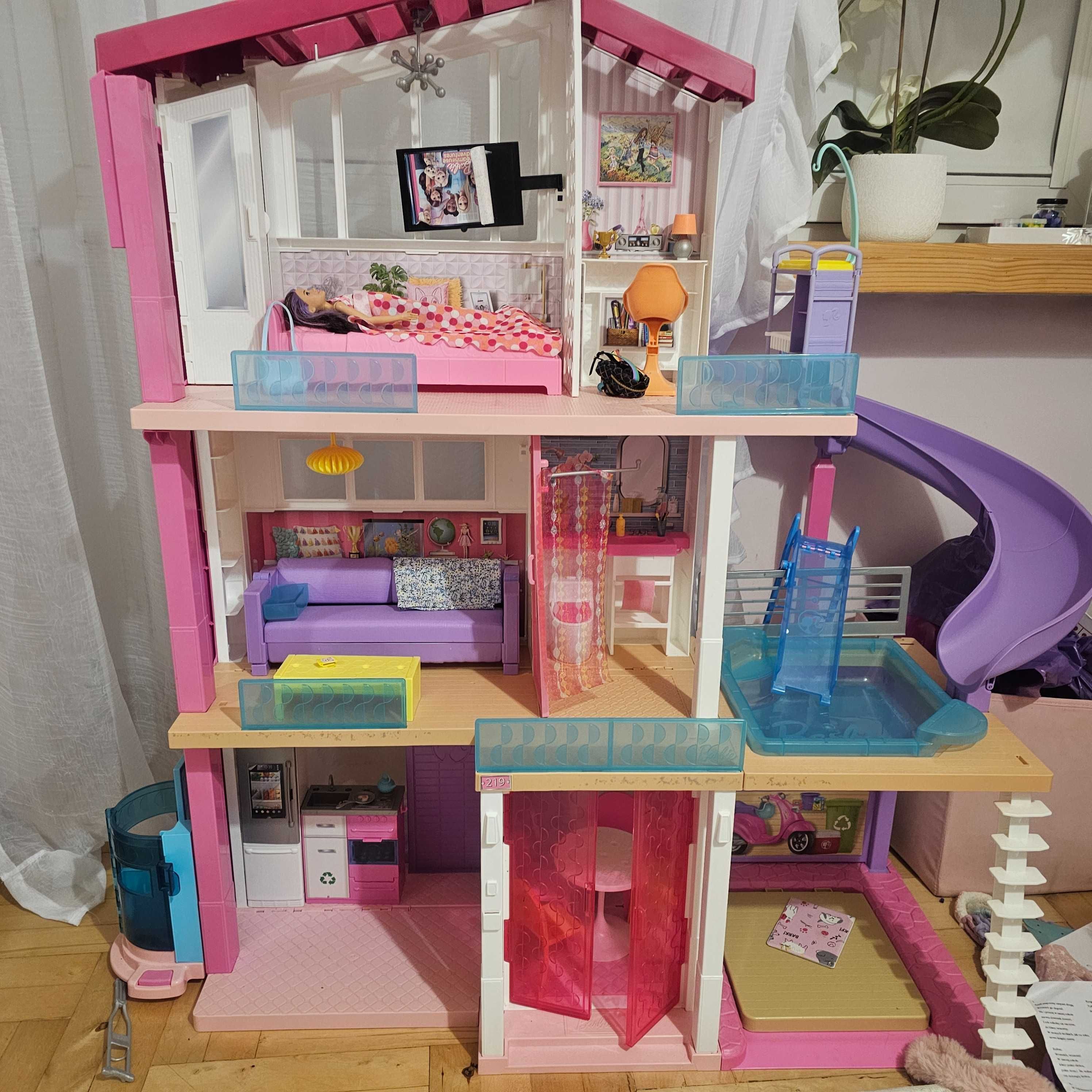 Domek dla lalek barbie + prezent