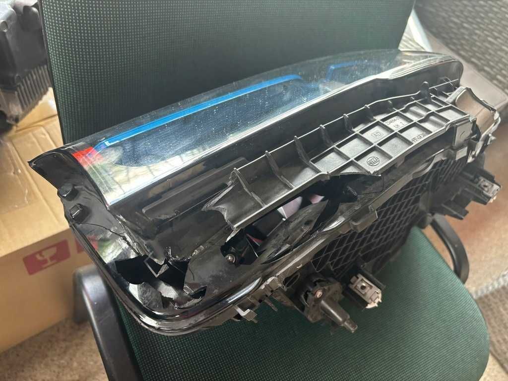 lampy przednie  G30 laser LIFT LEWA PRAWA. 5A388F2, 5A388F1